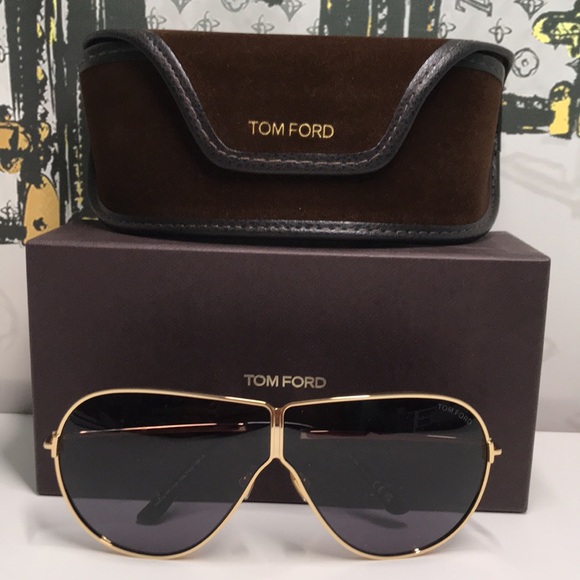 NEW AUTHENTIC Tom Ford Gold and Black Women\'s Sunglasses TF1158 30A main image 14